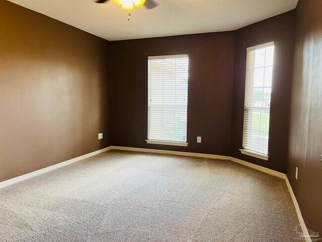 Building Photo - 5498 Keel Dr