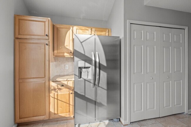 Building Photo - Earn Wealth While Leasing - Like a Homeowner - Lease to Own