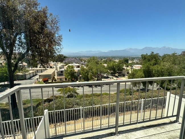 Building Photo - 13216 Pinnacle Ct