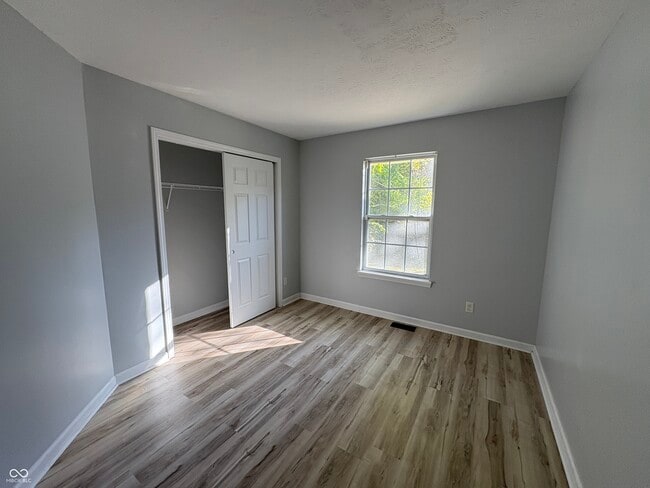 Building Photo - 4047 Byram Ave