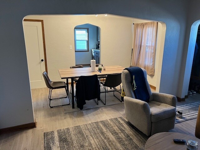 Building Photo - 2120 S Norton Ave