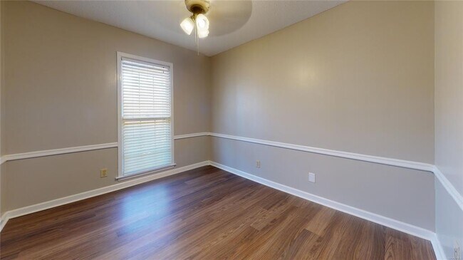Building Photo - 1806 Heatherton Dr