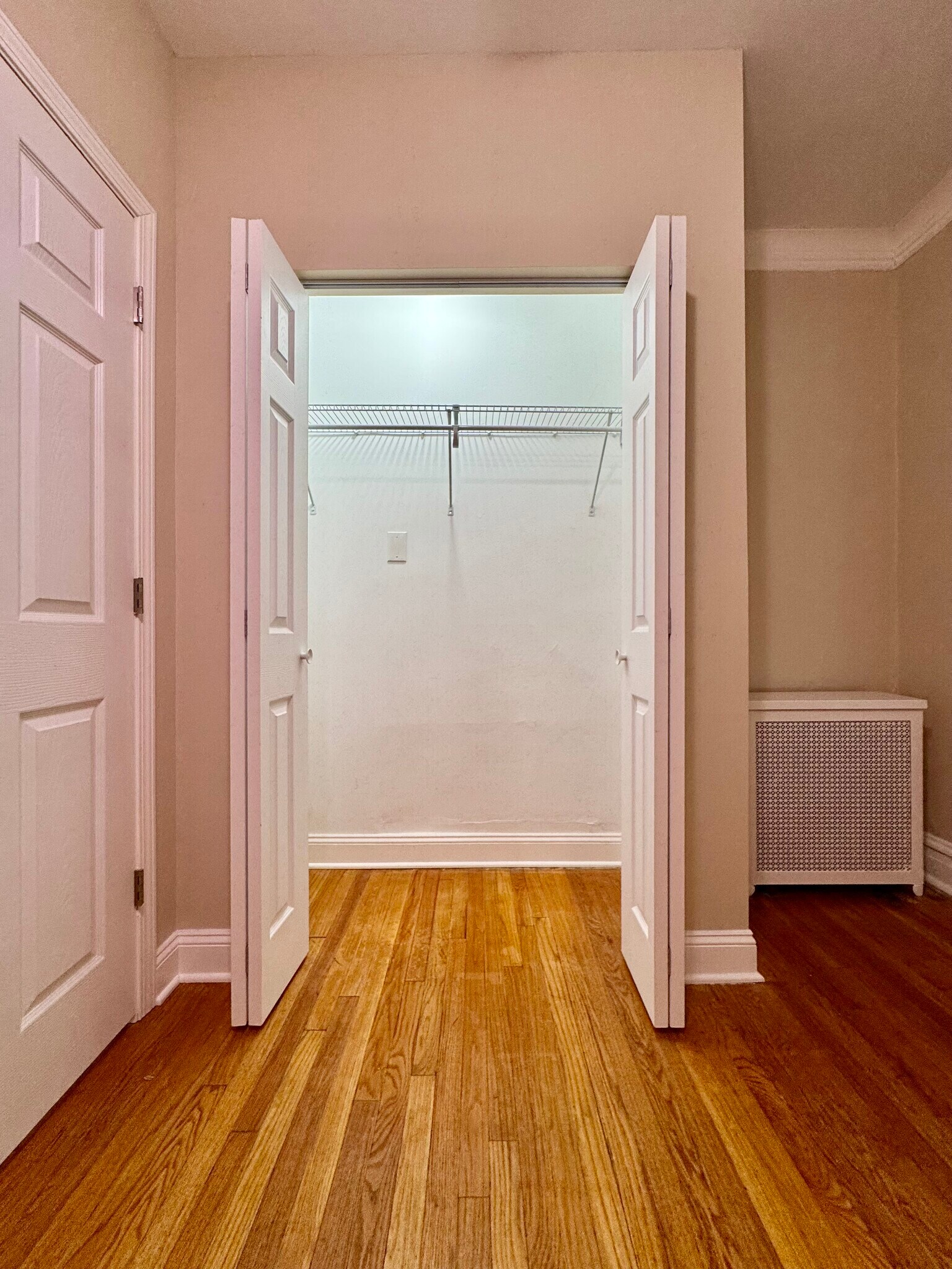 Bedroom #3 - 4831 W Roscoe St