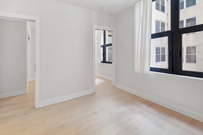 Building Photo - 1427 Rhode Island Ave NW