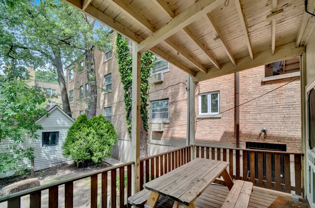 Building Photo - 2036 Sherman Ave