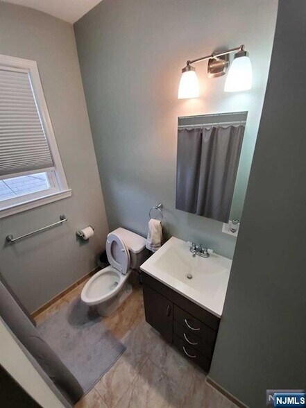 Building Photo - 177 Sunset Ave