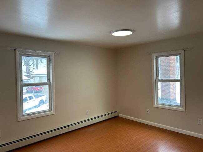 Building Photo - 55 Pancake Hollow Rd