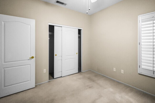 Building Photo - Sun City Grand Home