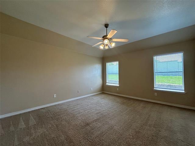 Building Photo - 205 Carriage Dr
