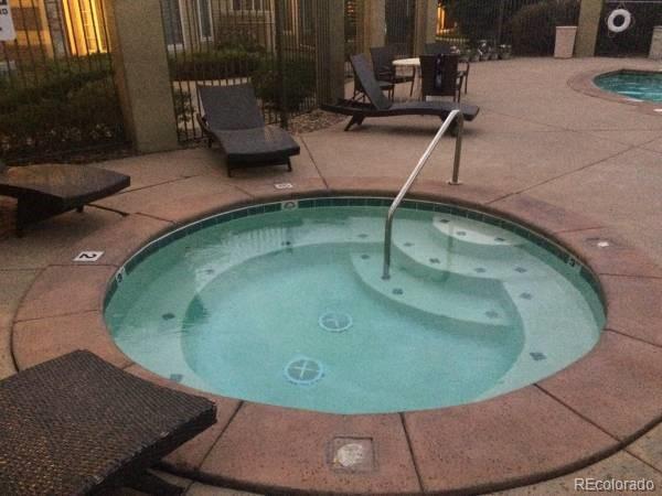 Building Photo - 10056 E Carolina Pl