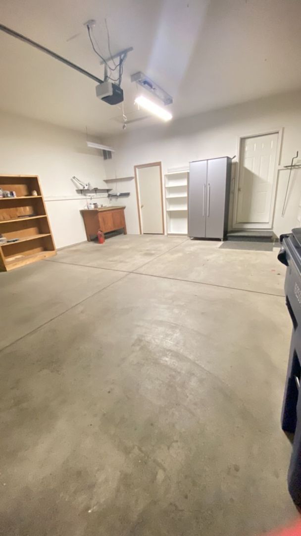 Building Photo - Cozy Home in a Gated Community!