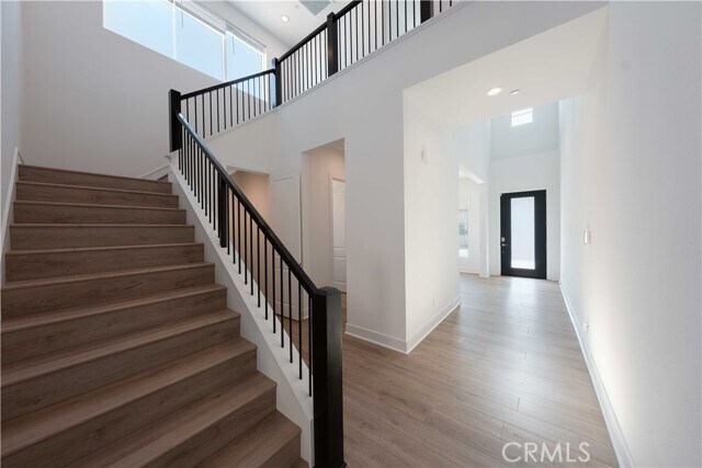 Building Photo - 27554 Elderberry Dr