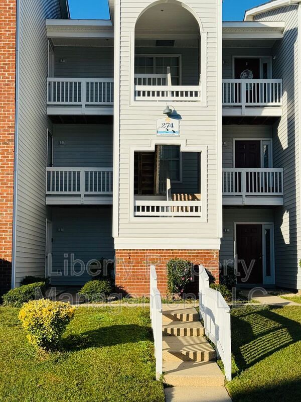 Building Photo - 274 Waterdown Dr
