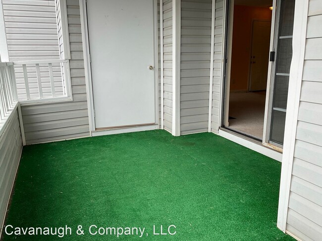 Building Photo - 2 br, 1 bath House - 15 Forest Glen  Unit #11