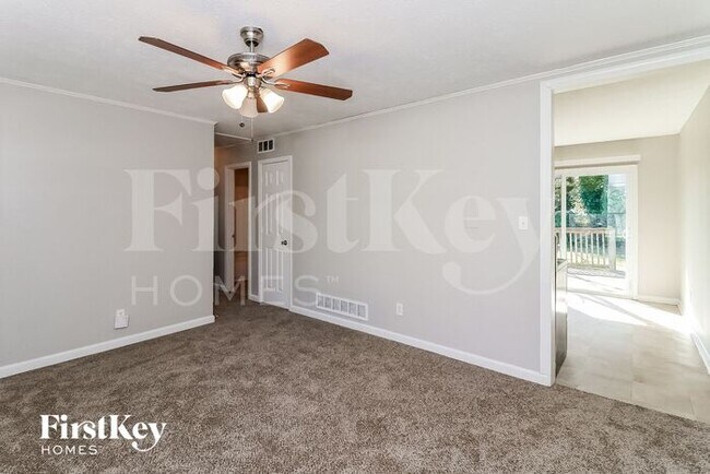 Building Photo - 143 Andover Dr