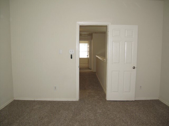 Building Photo - 14426 Fairbuff Ln