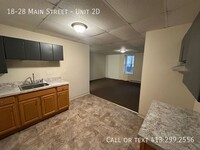 Building Photo - Studio Apartment in the Heart Of South Hadley