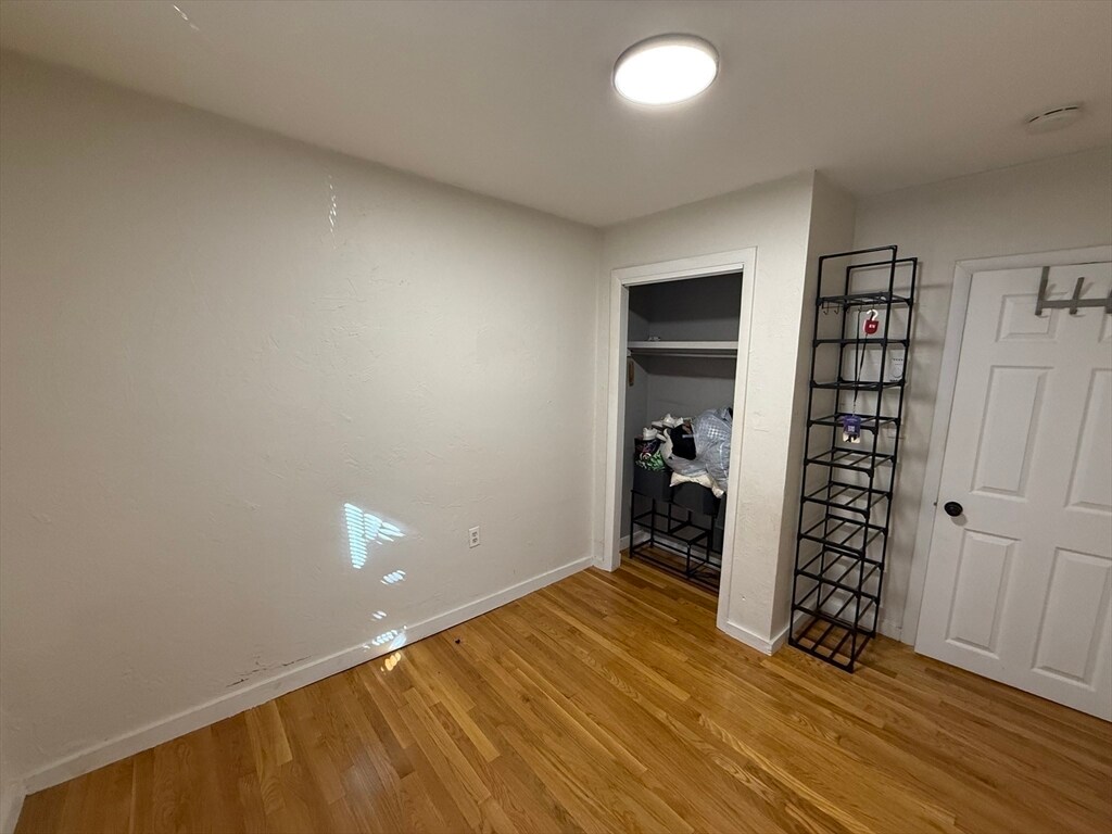 Building Photo - 181 Bowen St