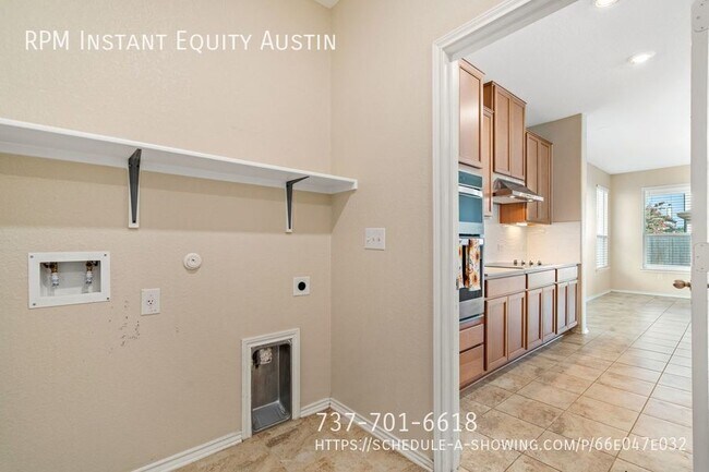 Building Photo - 6300 Carriage Pines Dr