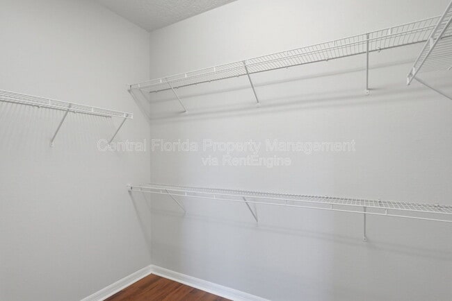 Building Photo - 2772 Mead Ave