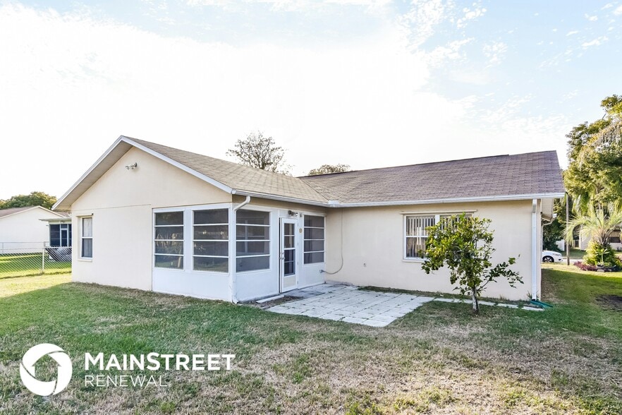 Building Photo - 13220 Whaler Dr