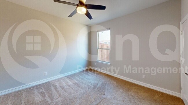 Building Photo - 1055 Enchanted Rock Dr