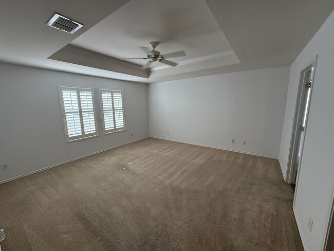 Building Photo - Oliver Ranch/off overlook Parkway