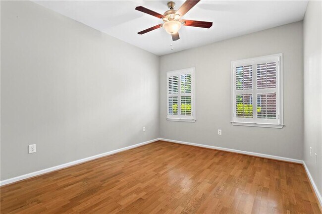 Building Photo - 3675 Peachtree Rd NE