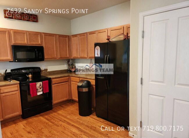 Building Photo - 7632 Sandy Springs Point