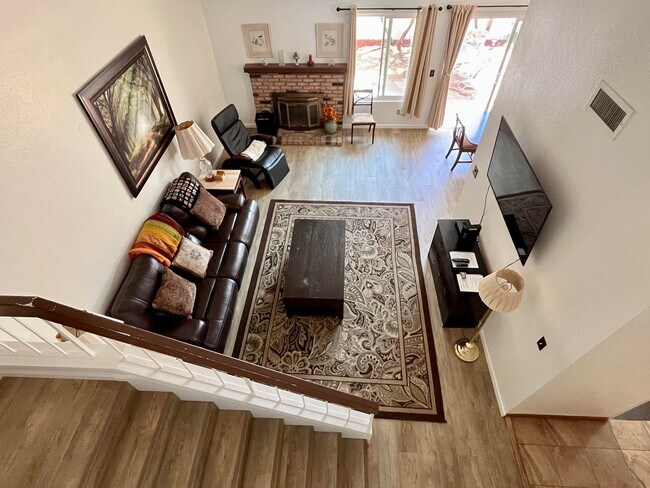 Building Photo - 7063 Deerhurst Ct