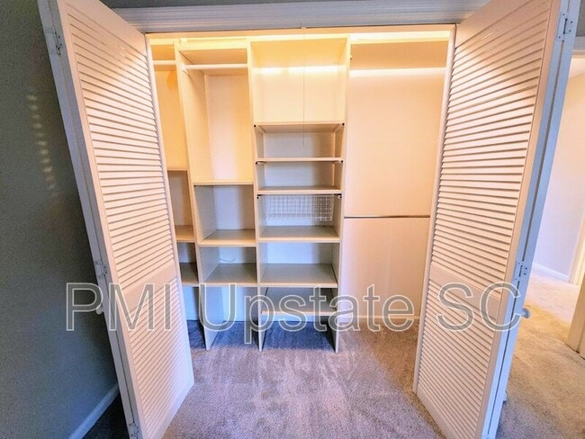 Building Photo - 3106 Bethel Rd