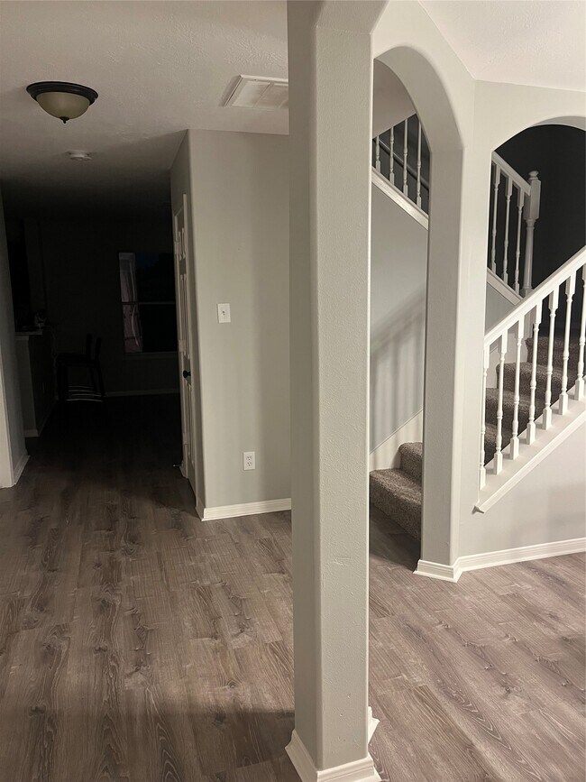 Building Photo - 5903 Bonners Park Ct