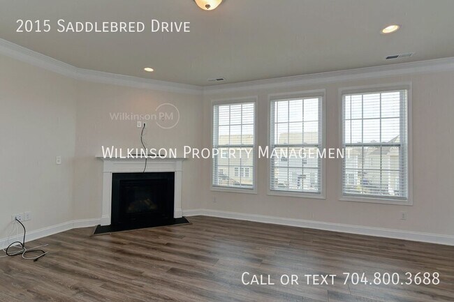 Building Photo - 2015 Saddlebred Dr