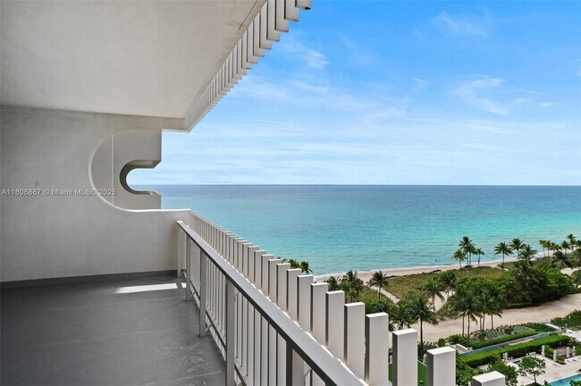 Building Photo - 10205 Collins Ave