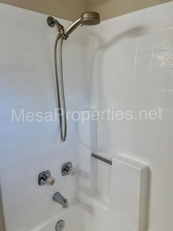 Building Photo - 15572 Ficus St