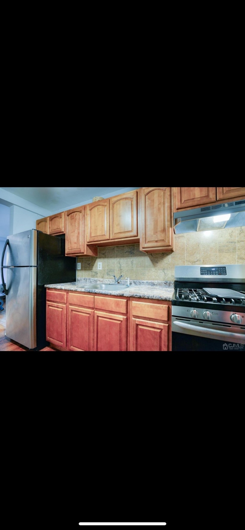 Building Photo - 500 S Center St