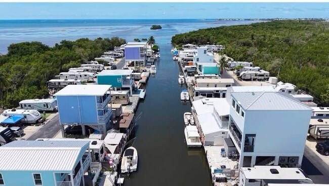Building Photo - 6099 Overseas Hwy