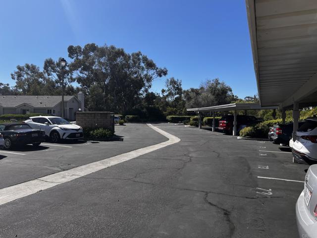 Building Photo - 2834 Hillsboro Ct