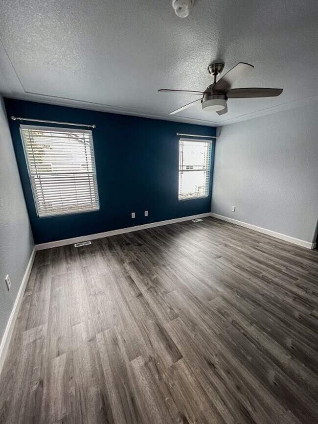 Building Photo - Spacious 3-Bedroom Home with Fenced Yard in Wellington – Available August 4th