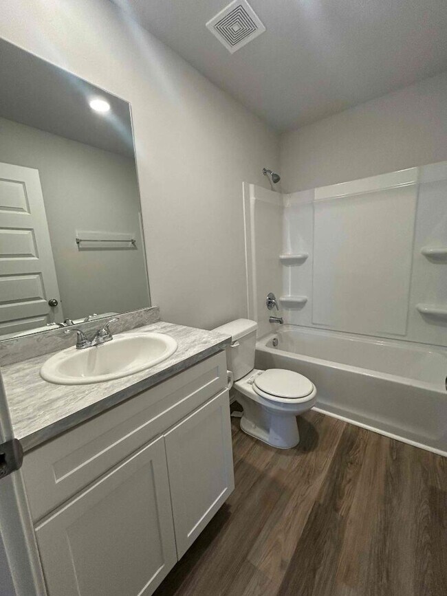 Building Photo - 9709 Laredo Ln