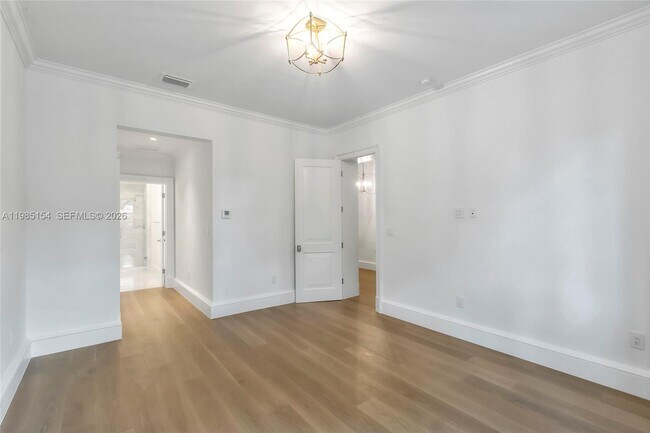 Building Photo - 2613 Anderson Rd