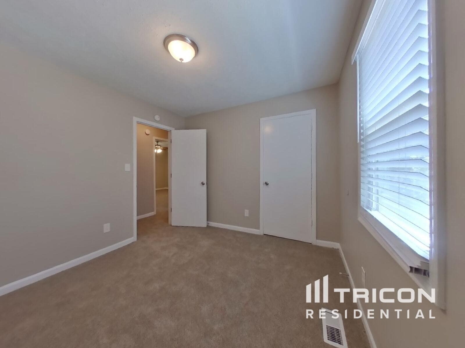 Building Photo - 3150 Colorado Dr