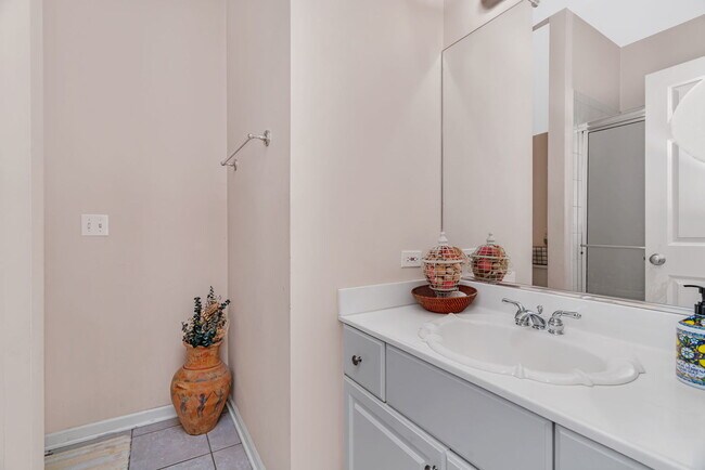 Building Photo - 745 Feather Sound Dr