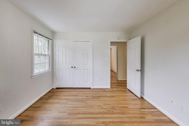 Building Photo - 10323 Snowpine Way