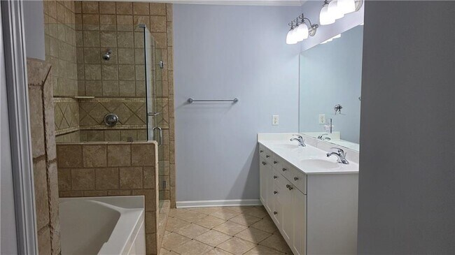 Building Photo - 1522 Bouvier Pl