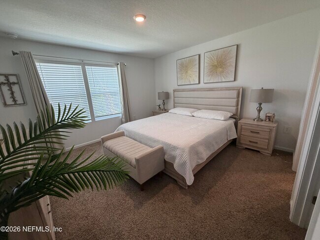 Building Photo - 947 Rivertree Pl