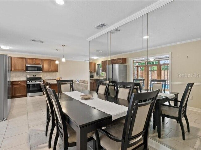 Building Photo - 2226 Fairfield Ave