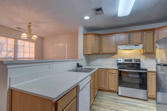 Building Photo - 632 Vonbryan Trace