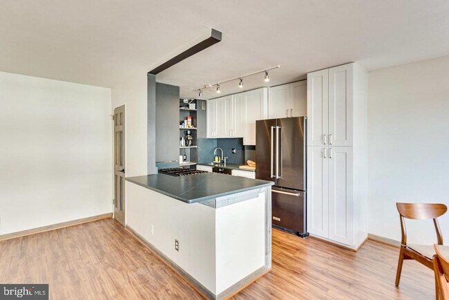 Building Photo - 1545 18th St NW
