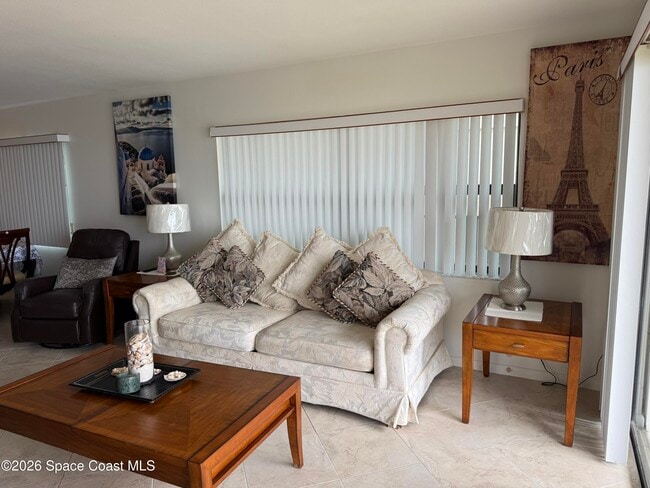 Building Photo - 201 International Dr